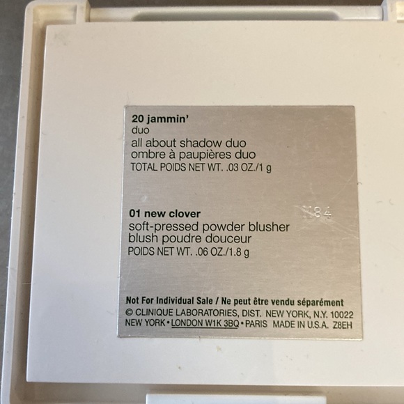 Clinique eyeshadow duo and blush - Picture 3 of 3